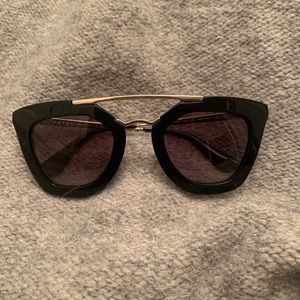 Prada sunnies
